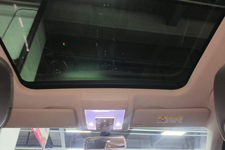 Used Volkswagen Passat 2019 330TSI Luxury Edition China V Standard Headliner