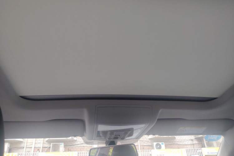 Used Volkswagen Passat 2019 330TSI Elite Edition China VI Headliner