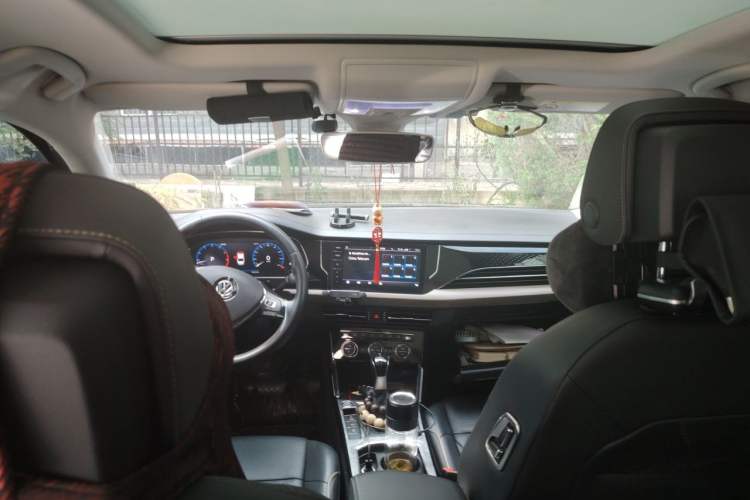 Used Volkswagen Passat 2019 380TSI Prestige Edition China VI Standard Headliner