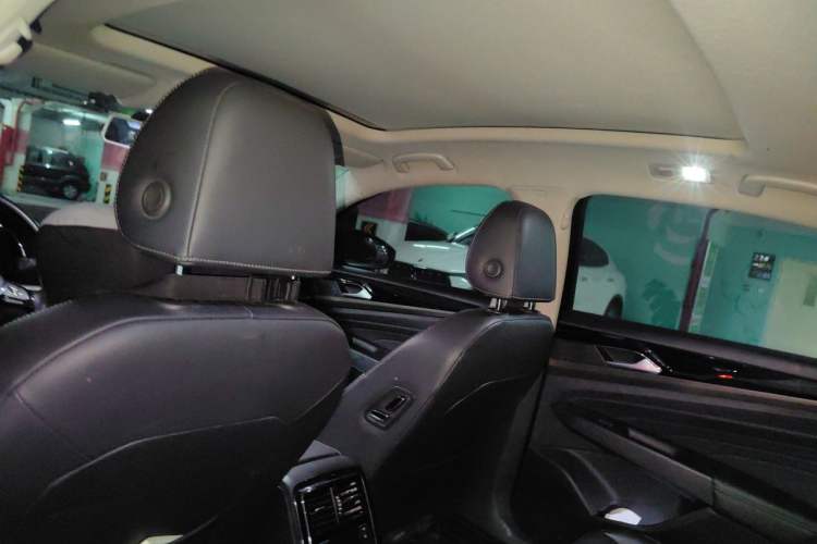 Used Volkswagen Passat 2019 330TSI Elite Edition China V Standard Headliner