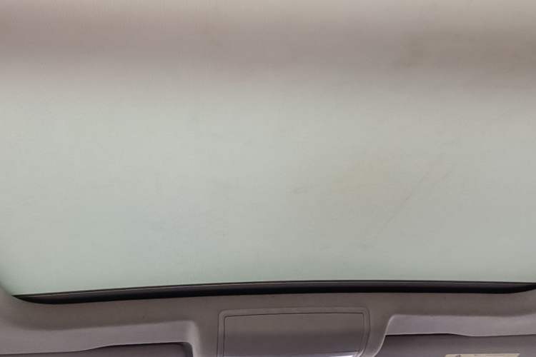 Used Volkswagen Passat 2019 330TSI Luxury Edition China VI Standard Headliner