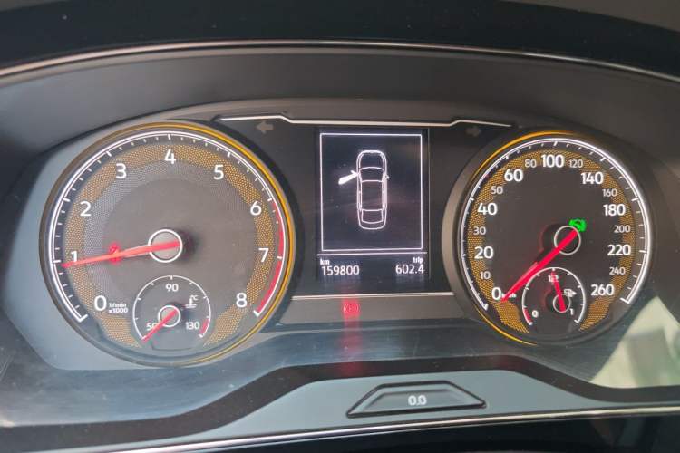 Used Volkswagen Passat 2019 330TSI Elite Edition China VI Instrument Cluster