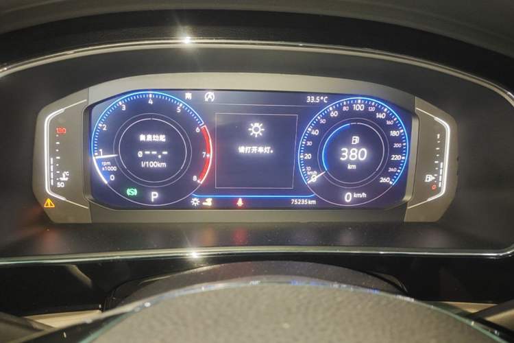 Used Volkswagen Passat 2019 330TSI Luxury Edition China VI Standard Instrument Cluster