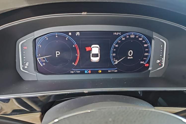 Used Volkswagen Passat 2019 330TSI Prestige Edition China VI Standard Instrument Cluster