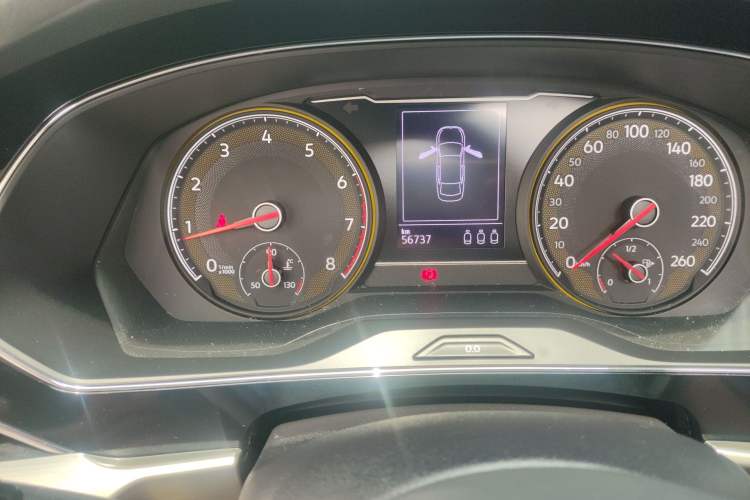 Used Volkswagen Passat 2019 330TSI Elite Edition China VI Instrument Cluster