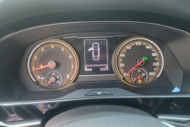 Used Volkswagen Passat 2019 330TSI Elite Edition China VI Instrument Cluster