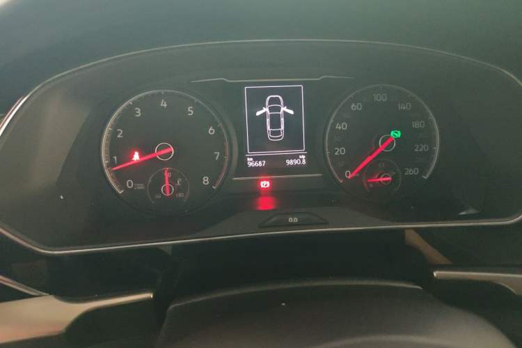 Used Volkswagen Passat 2019 330TSI Elite Edition China VI Instrument Cluster