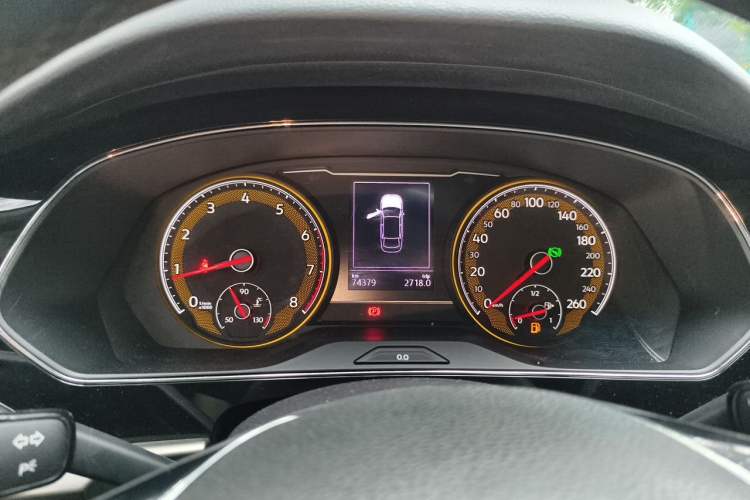 Used Volkswagen Passat 2019 330TSI Elite Edition China VI Instrument Cluster