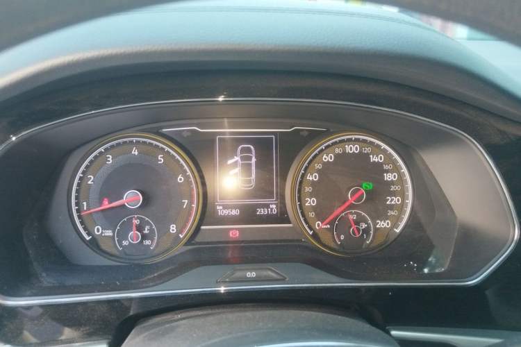 Used Volkswagen Passat 2019 280TSI Business Edition China VI Instrument Cluster