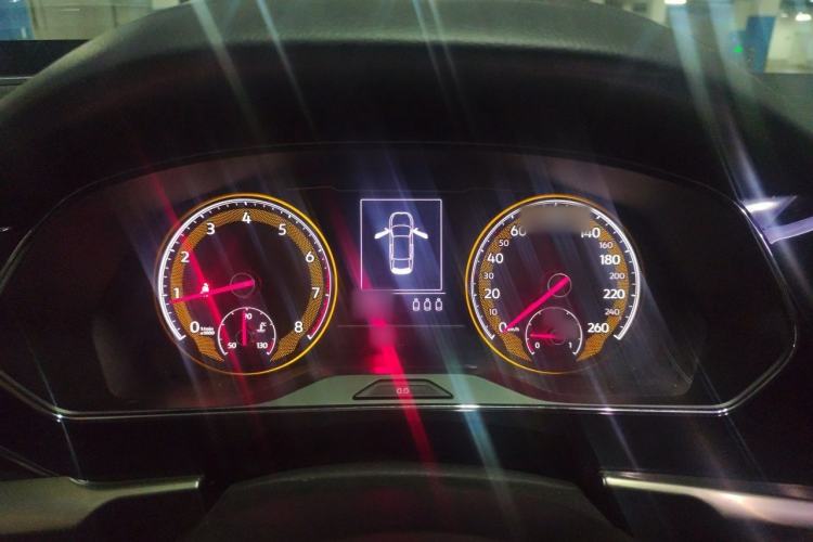 Used Volkswagen Passat 2019 330TSI Elite Edition China VI Instrument Cluster