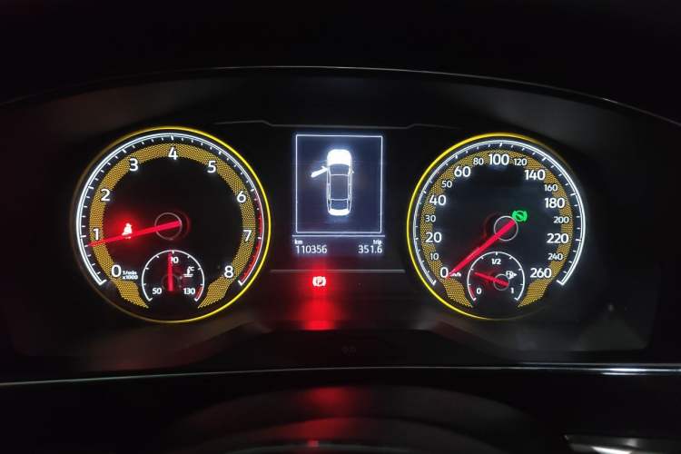 Used Volkswagen Passat 2019 280TSI Business Edition China VI Instrument Cluster