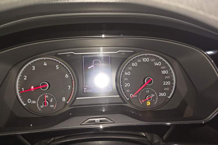 Used Volkswagen Passat 2019 280TSI Business Edition China VI Instrument Cluster