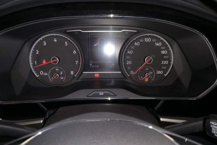 Used Volkswagen Passat 2019 330TSI Elite Edition China VI Instrument Cluster