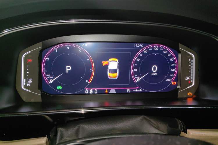 Used Volkswagen Passat 2019 330TSI Luxury Edition China VI Standard Instrument Cluster