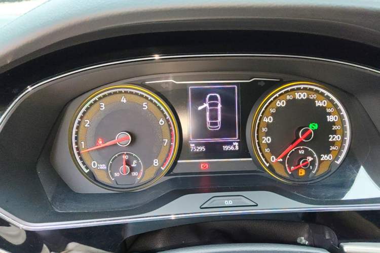 Used Volkswagen Passat 2019 330TSI Elite Edition China VI Instrument Cluster