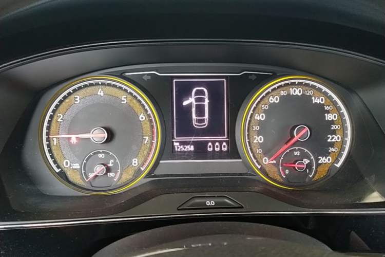 Used Volkswagen Passat 2019 330TSI Elite Edition China VI Instrument Cluster
