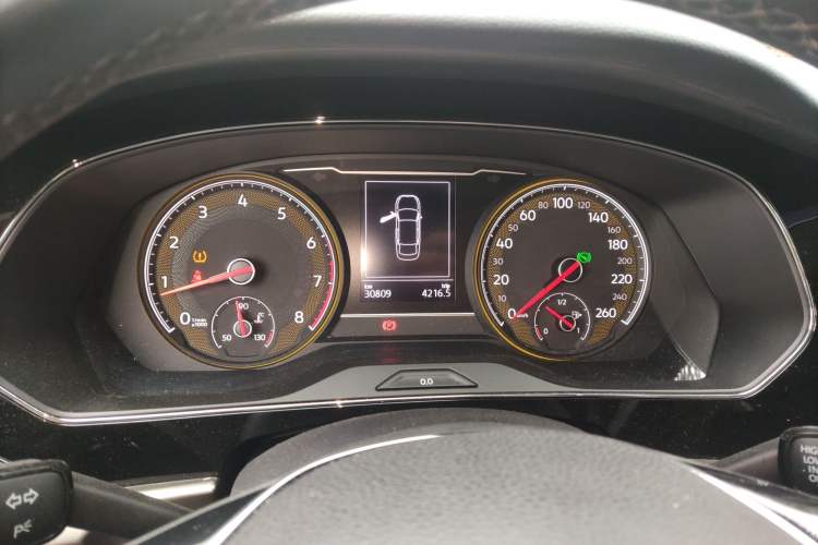 Used Volkswagen Passat 2019 330TSI Elite Edition China VI Instrument Cluster