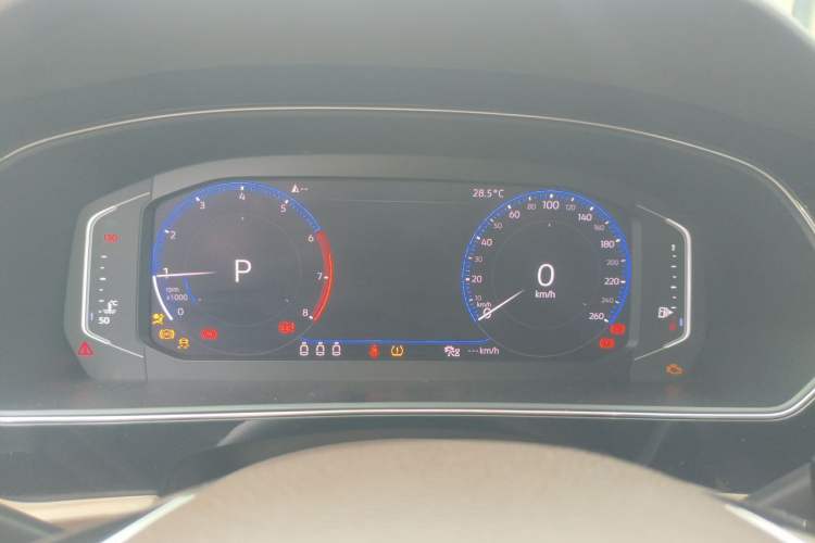 Used Volkswagen Passat 2019 330TSI Luxury Edition China VI Standard Instrument Cluster