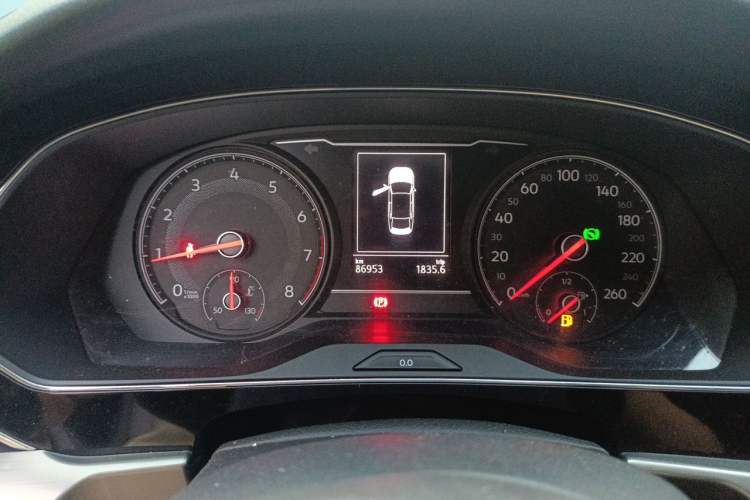 Used Volkswagen Passat 2019 280TSI Business Edition China VI Instrument Cluster