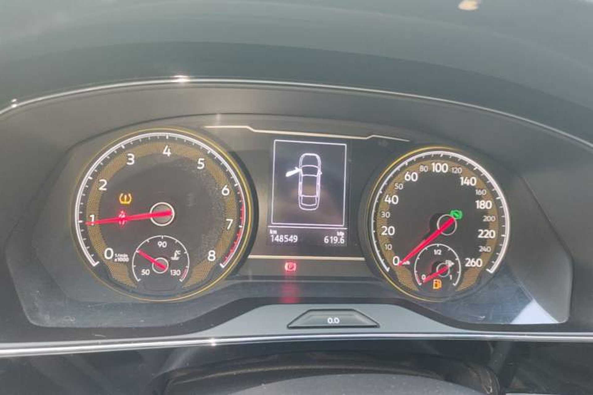 Used Volkswagen Passat 2019 330TSI Elite Edition China VI Instrument Cluster