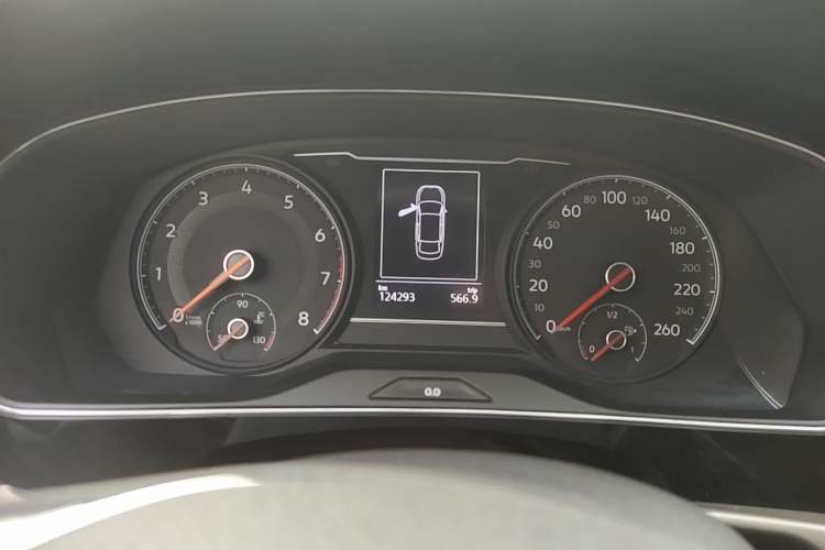 Used Volkswagen Passat 2019 330TSI Elite Edition China VI Instrument Cluster