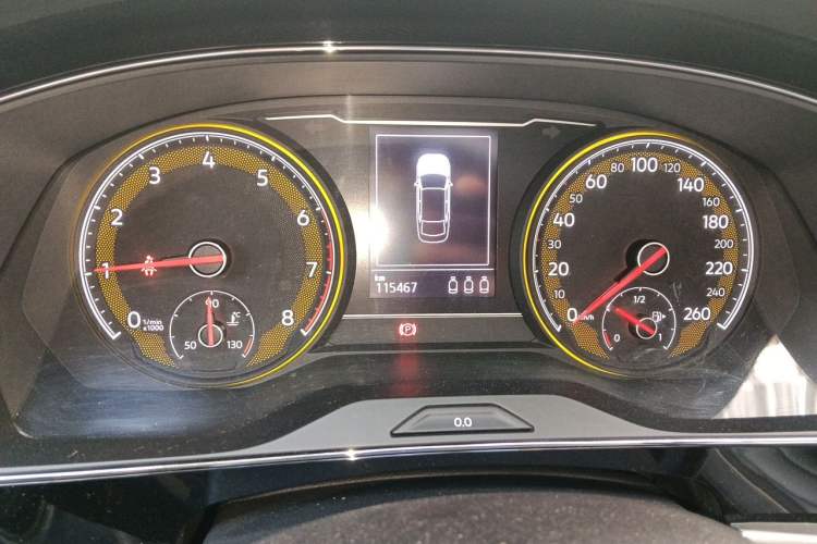 Used Volkswagen Passat 2019 330TSI Elite Edition China VI Instrument Cluster