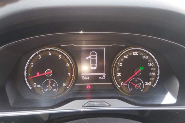 Used Volkswagen Passat 2019 280TSI Business Edition China VI Instrument Cluster