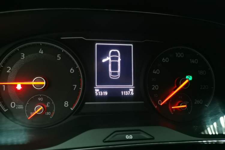 Used Volkswagen Passat 2019 280TSI Business Edition China VI Instrument Cluster