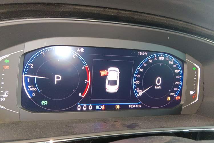 Used Volkswagen Passat 2019 330TSI Luxury Edition China VI Standard Instrument Cluster