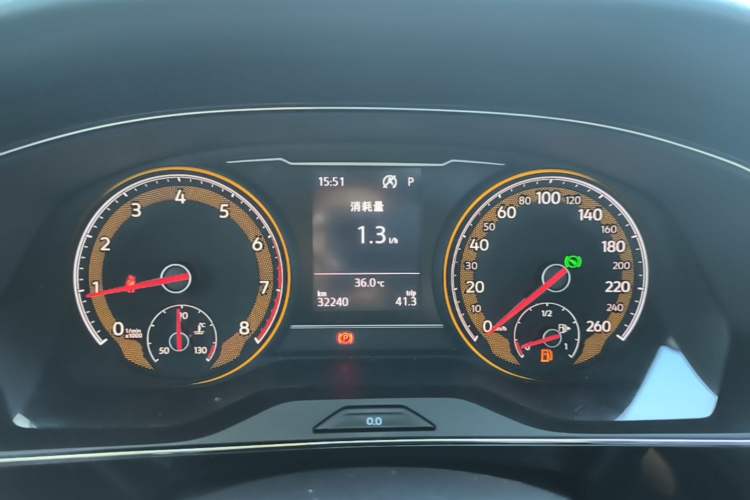 Used Volkswagen Passat 2019 280TSI Business Edition China VI Instrument Cluster