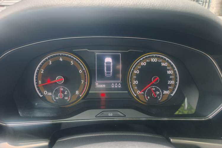Used Volkswagen Passat 2019 280TSI Elite Edition China VI Standard Instrument Cluster