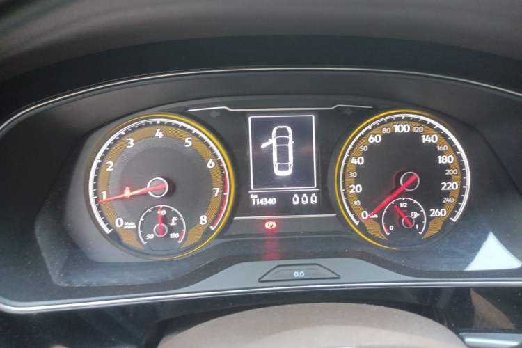 Used Volkswagen Passat 2019 330TSI Elite Edition China VI Instrument Cluster