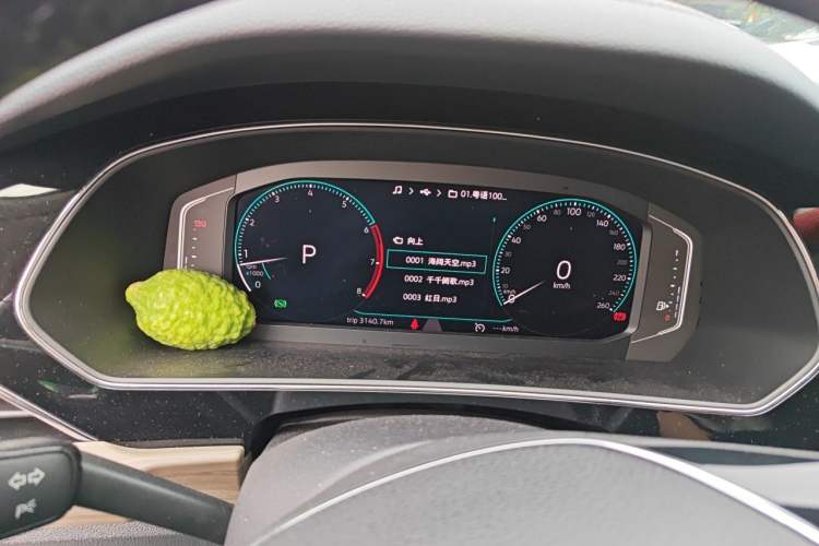 Used Volkswagen Passat 2019 330TSI Luxury Edition China VI Standard Instrument Cluster