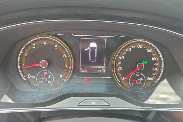Used Volkswagen Passat 2019 330TSI Elite Edition China VI Instrument Cluster