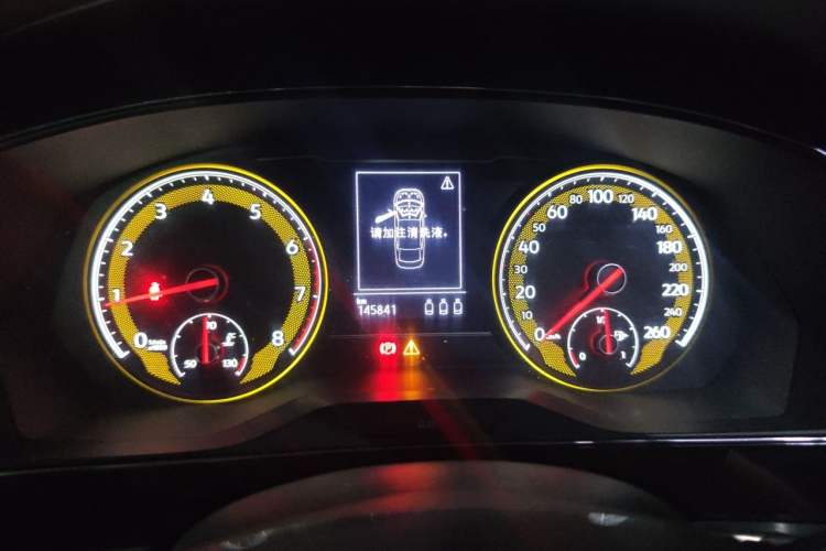 Used Volkswagen Passat 2019 330TSI Elite Edition China VI Instrument Cluster