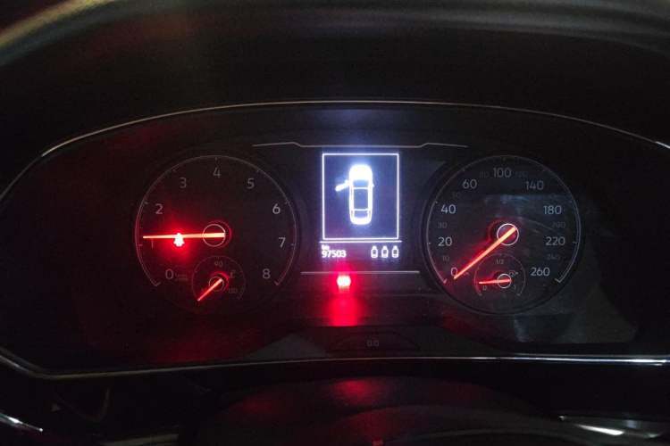 Used Volkswagen Passat 2019 330TSI Elite Edition China VI Instrument Cluster