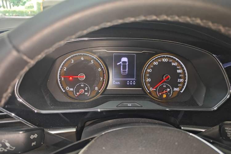 Used Volkswagen Passat 2019 330TSI Elite Edition China VI Instrument Cluster