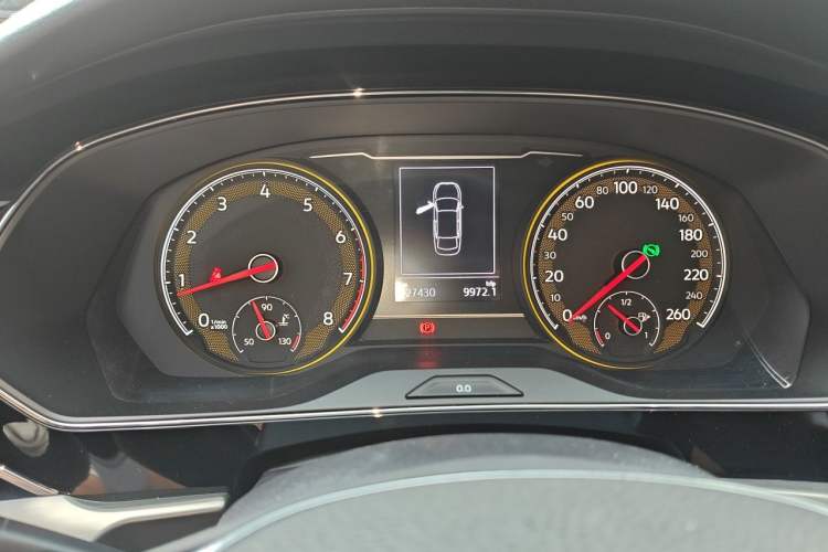 Used Volkswagen Passat 2019 330TSI Elite Edition China VI Instrument Cluster