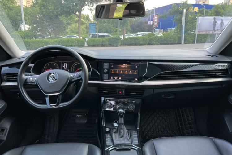 Used Volkswagen Passat 2019 330TSI Elite Edition China V Standard Interior 1