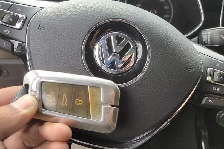 Used Volkswagen Passat 2019 330TSI Elite Edition China VI Interior 1