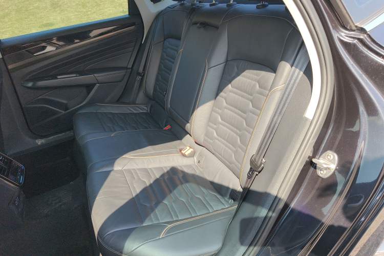 Used Volkswagen Passat 2019 330TSI Elite Edition China V Standard Interior 1