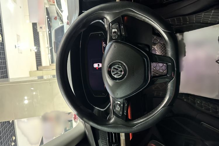 Used Volkswagen Passat 2019 330TSI Luxury Edition China VI Standard Interior 1