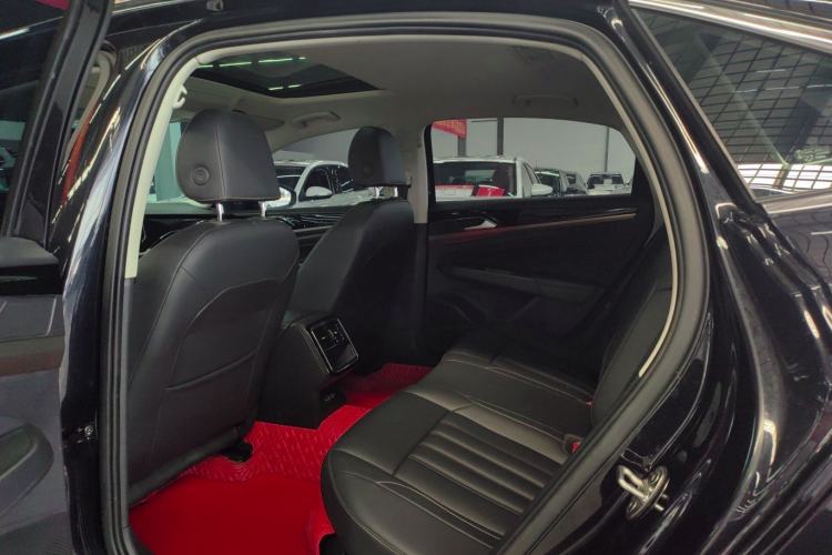 Used Volkswagen Passat 2019 280TSI Business Edition China VI Interior 2