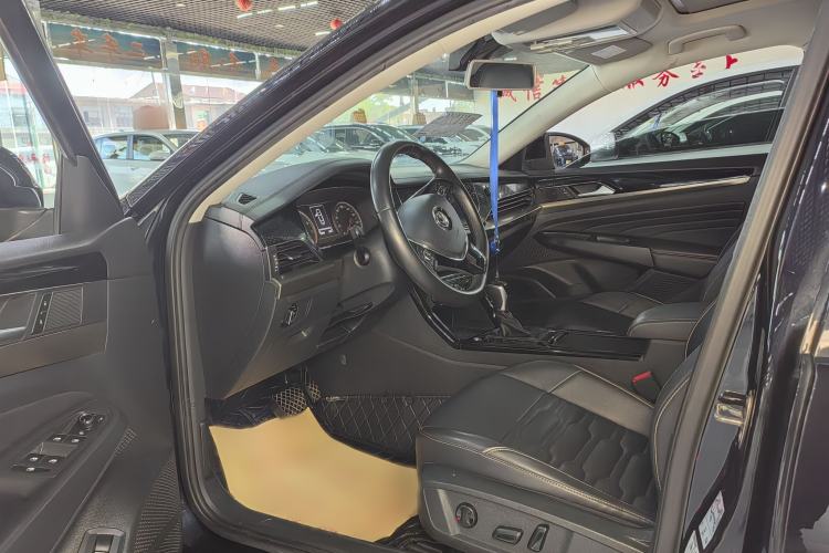 Used Volkswagen Passat 2019 330TSI Elite Edition China V Standard Interior 2