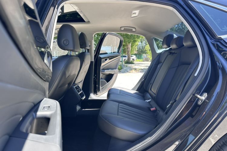 Used Volkswagen Passat 2019 280TSI Business Edition China VI Interior 3