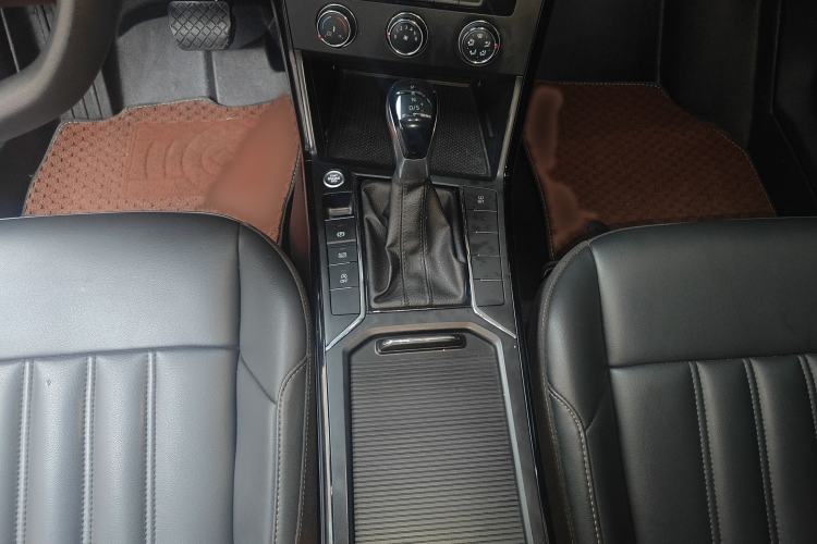 Used Volkswagen Passat 2019 280TSI Business Edition China VI Interior 6