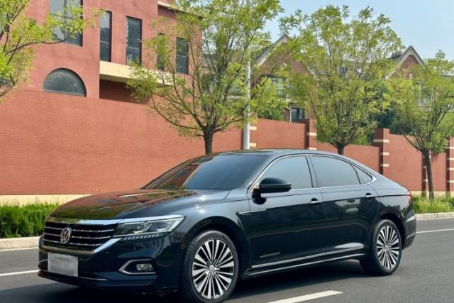 Używany Volkswagen Passat 2019 330TSI Luxury Edition China VI Standard