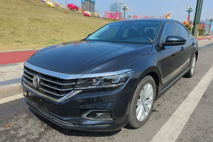 Used Volkswagen Passat 2019 330TSI Elite Edition China VI Guazi used car, China used car export, Used car for sale, Used  cars, Cheapest cars for sale