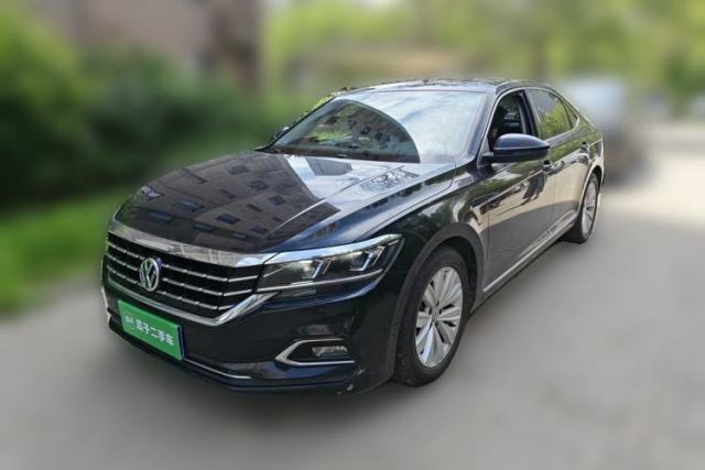 Volkswagen Passat 2019 330TSI Elite Edition China VI مستعملة