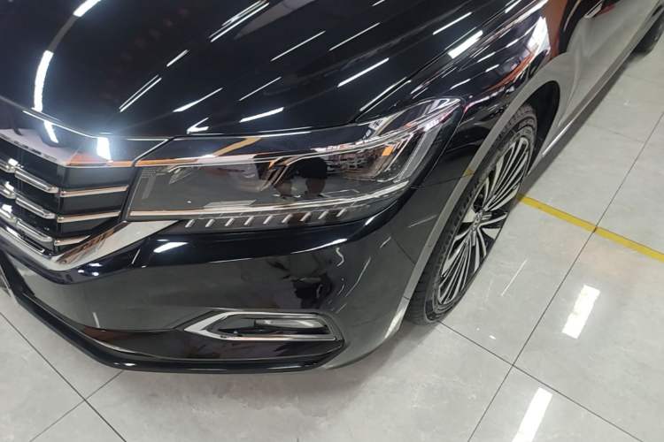 Used Volkswagen Passat 2019 380TSI Prestige Edition China VI Standard Left Front Headlight